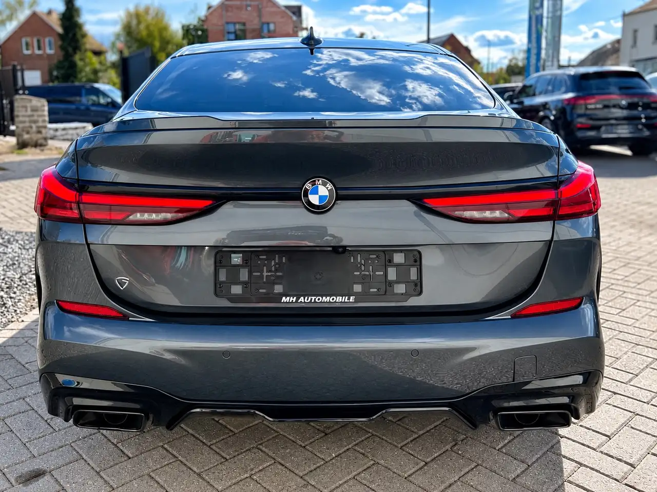 BMW 218 - 7