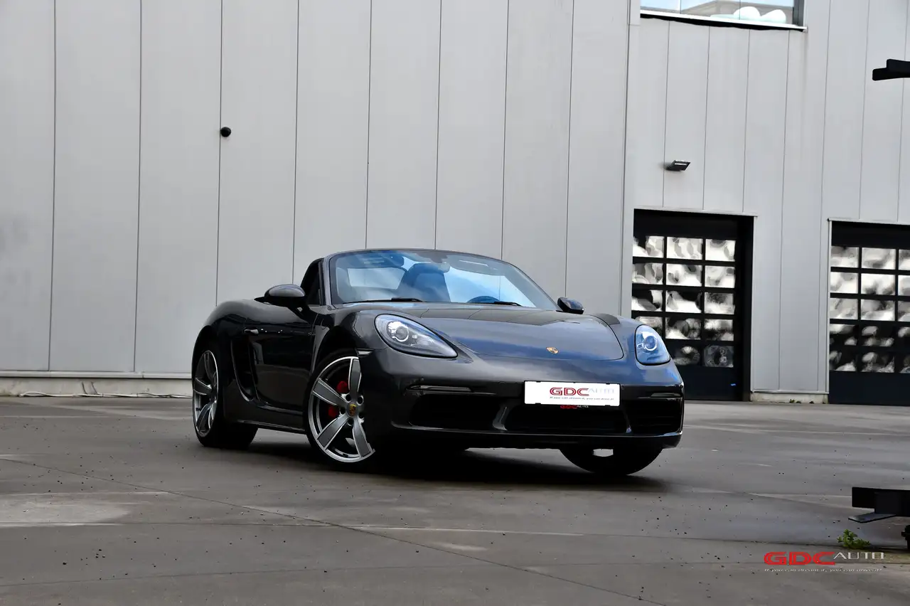 Porsche Boxster - 8