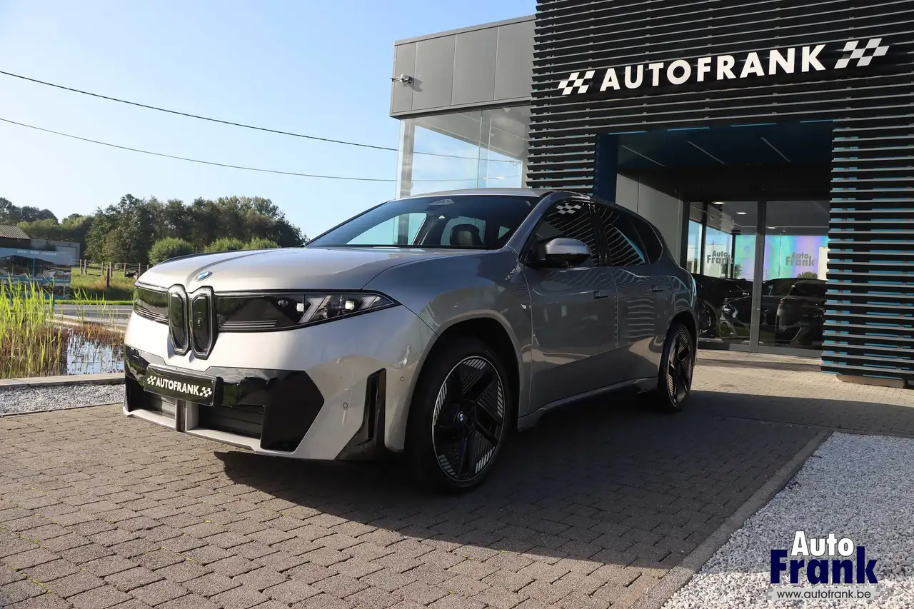 BMW iX3 - 3