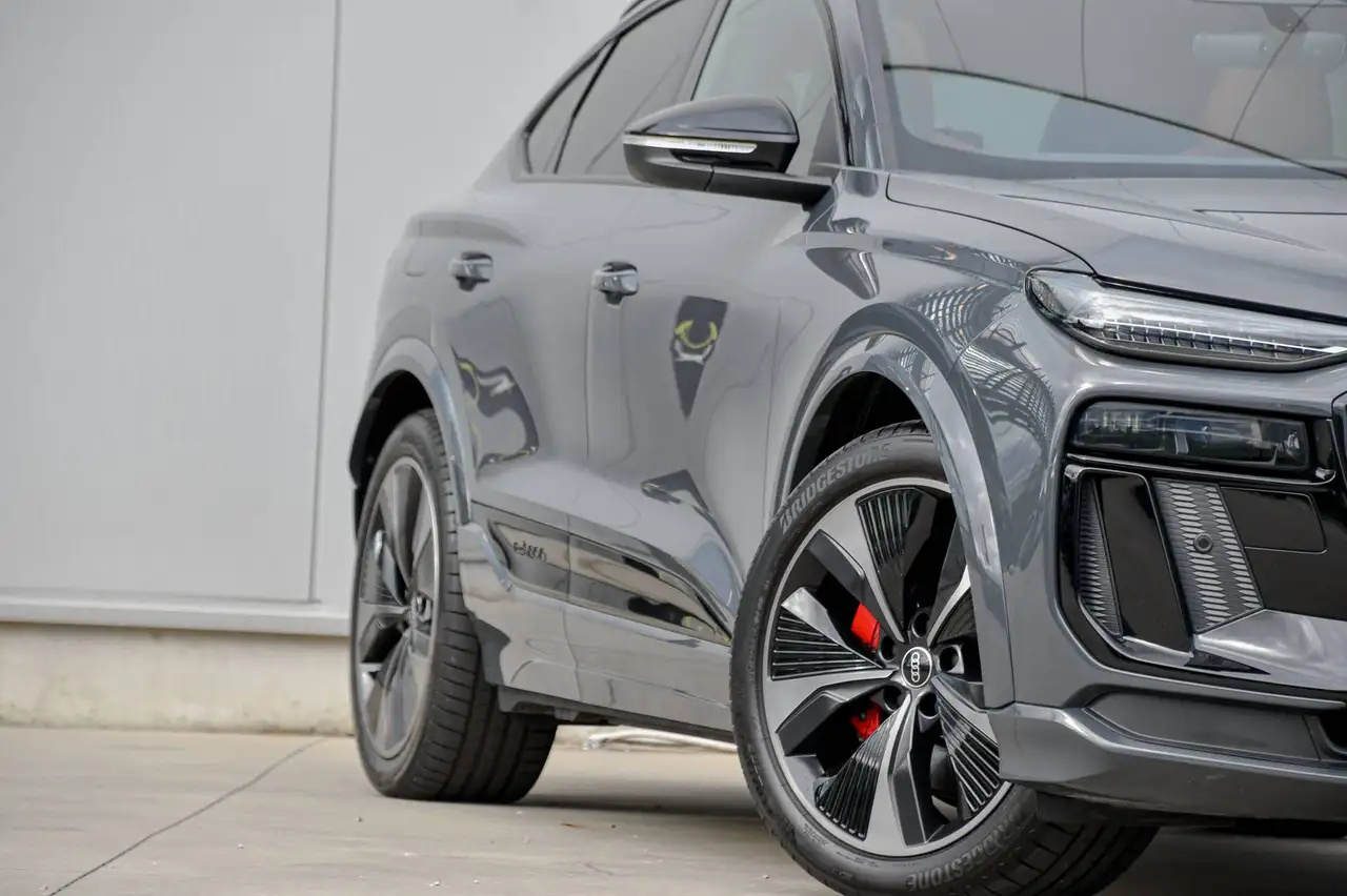 Audi SQ6 e-tron - 5