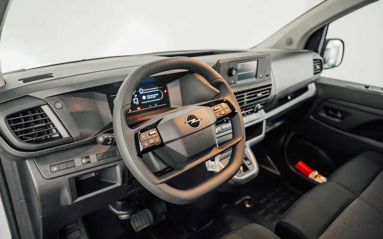 Opel Vivaro - 9