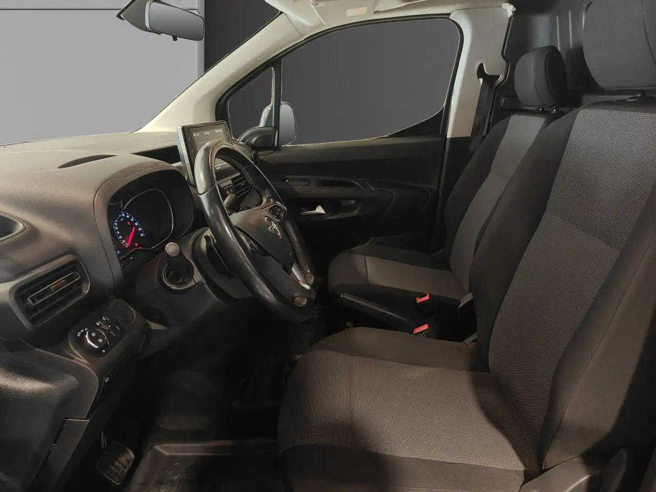 Opel Combo Life - 8