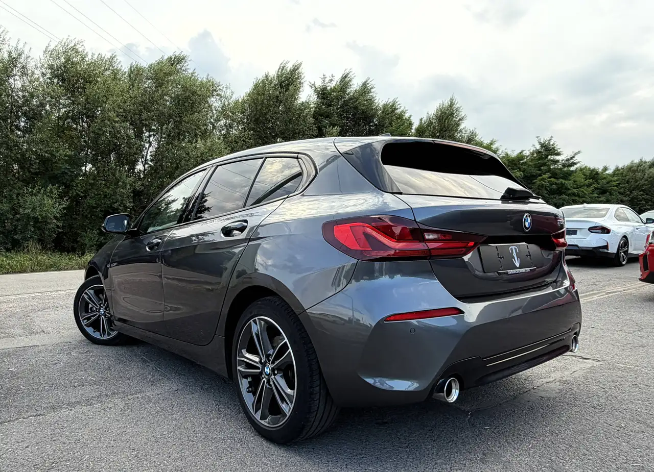 BMW 118 - 6
