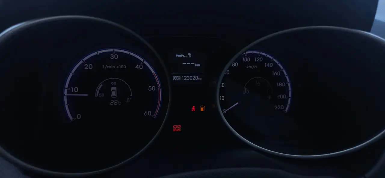 Hyundai iX35 - 12