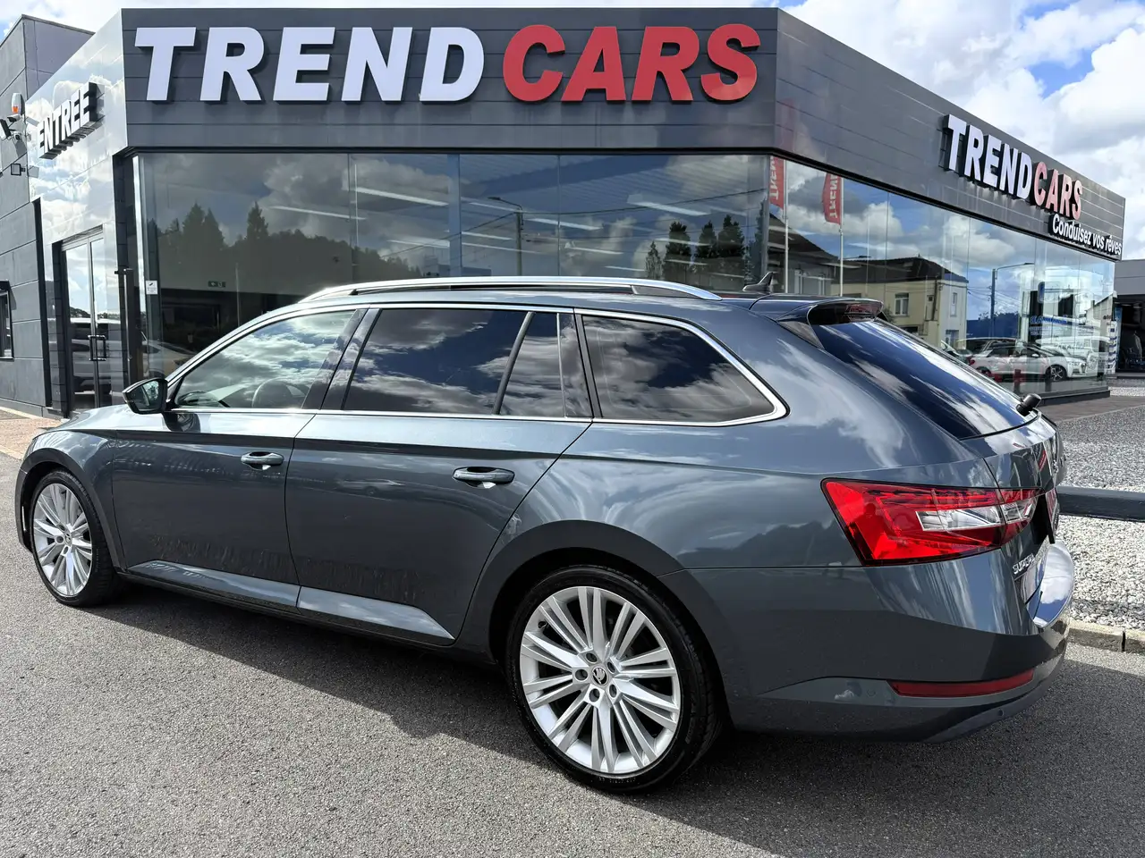 Skoda Superb - 4