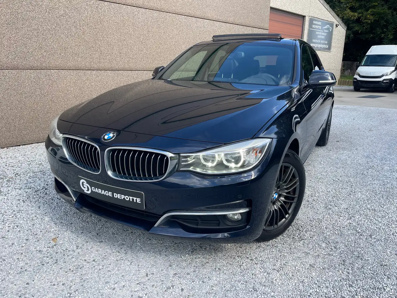 BMW 318 - 1