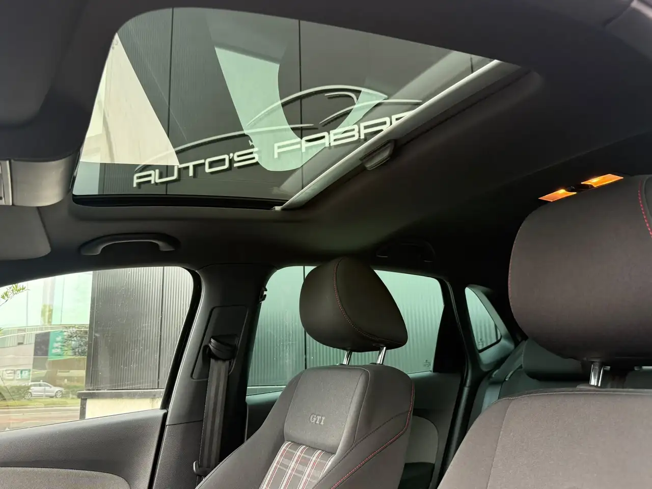 Volkswagen Polo GTI - 12