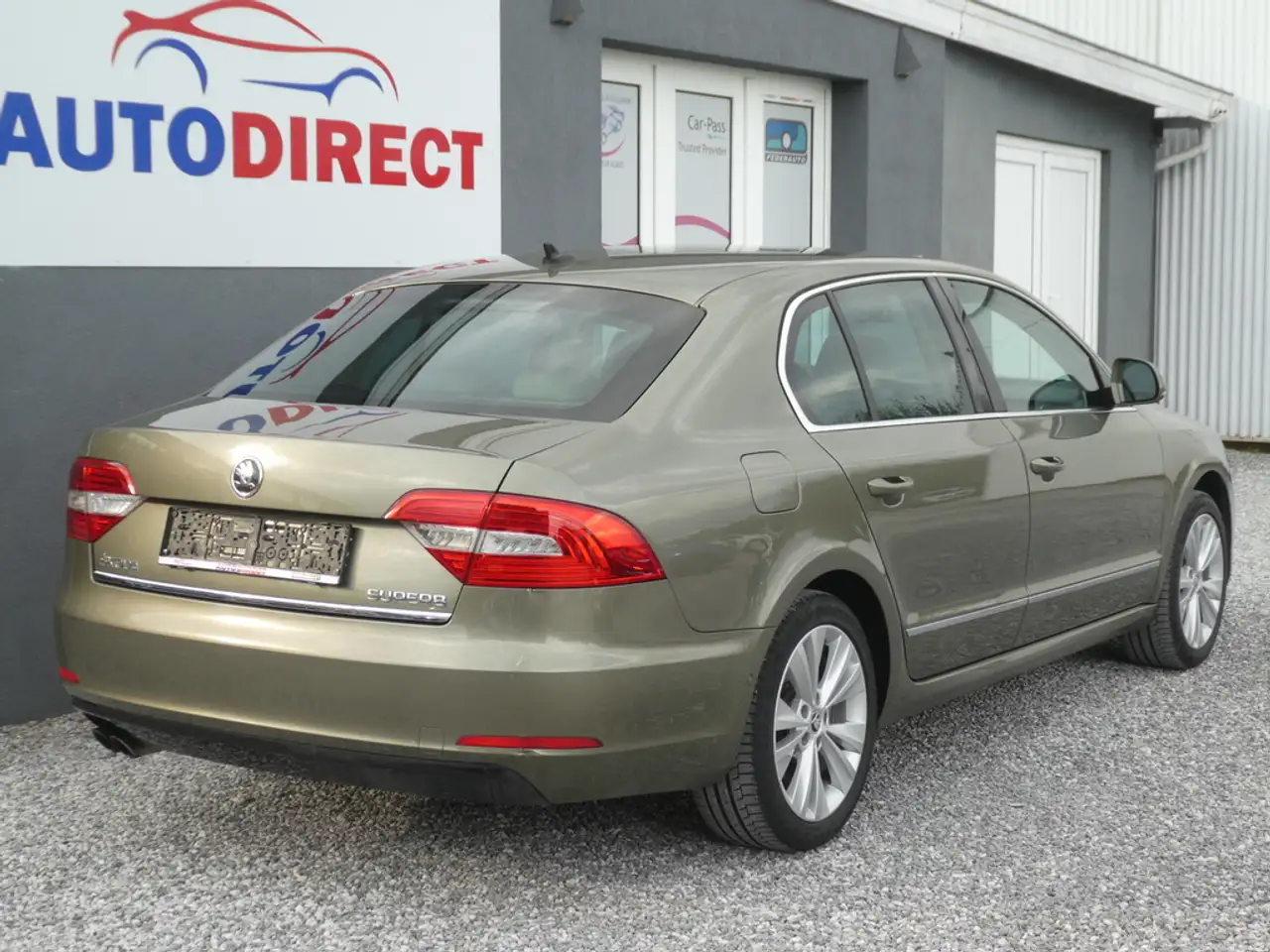 Skoda Superb - 4