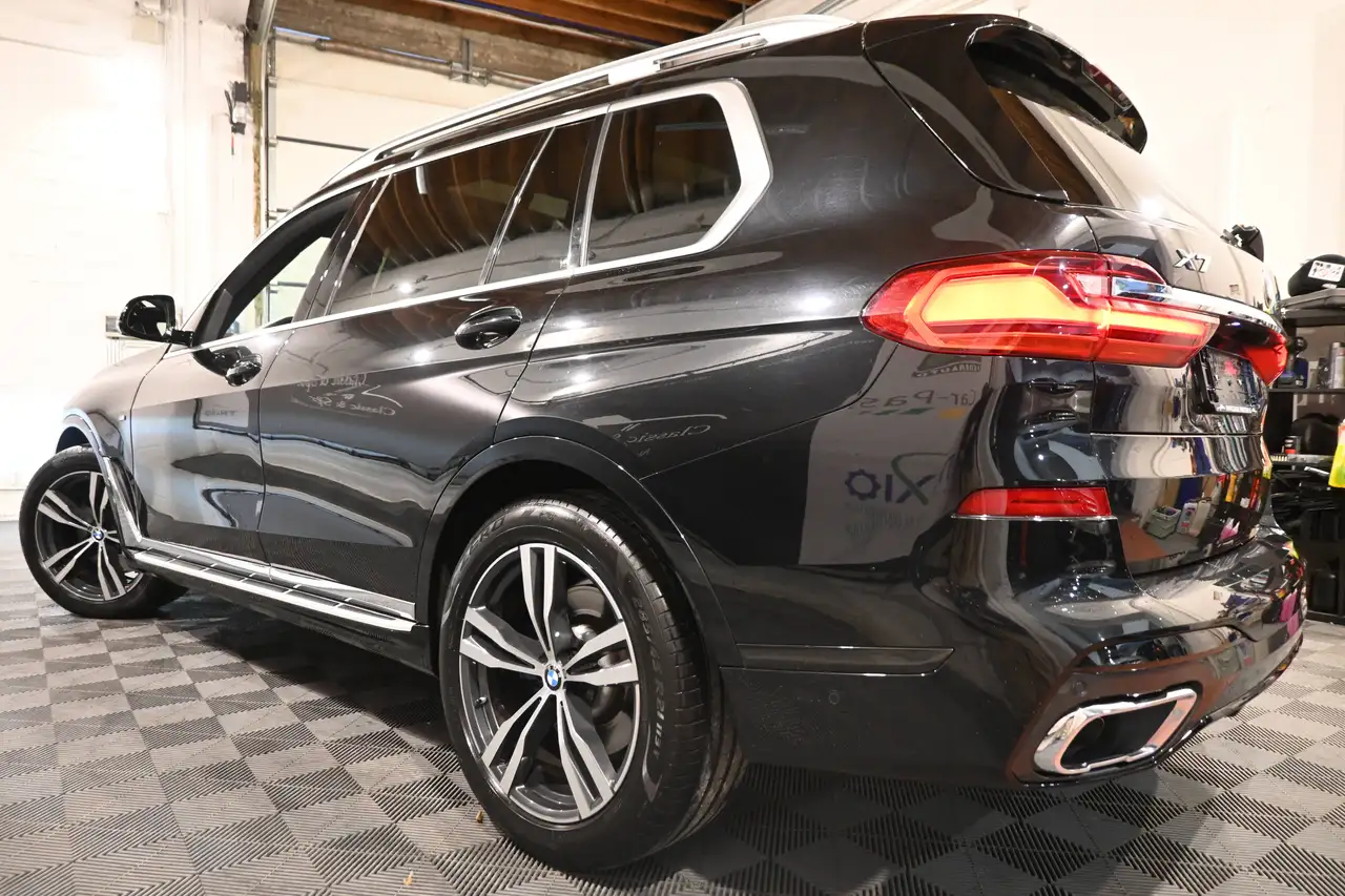 BMW X7 - 10