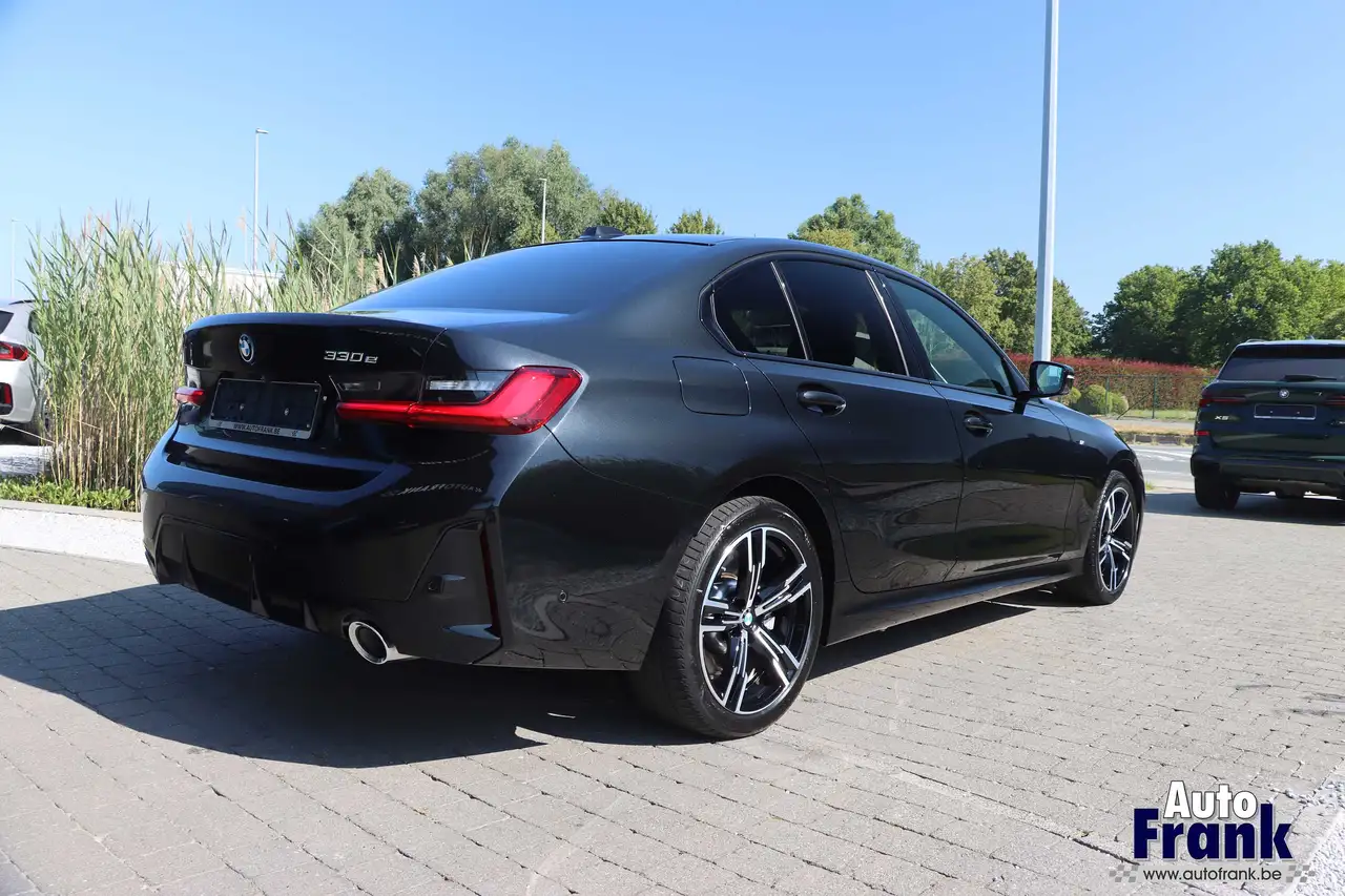 BMW 330 - 7