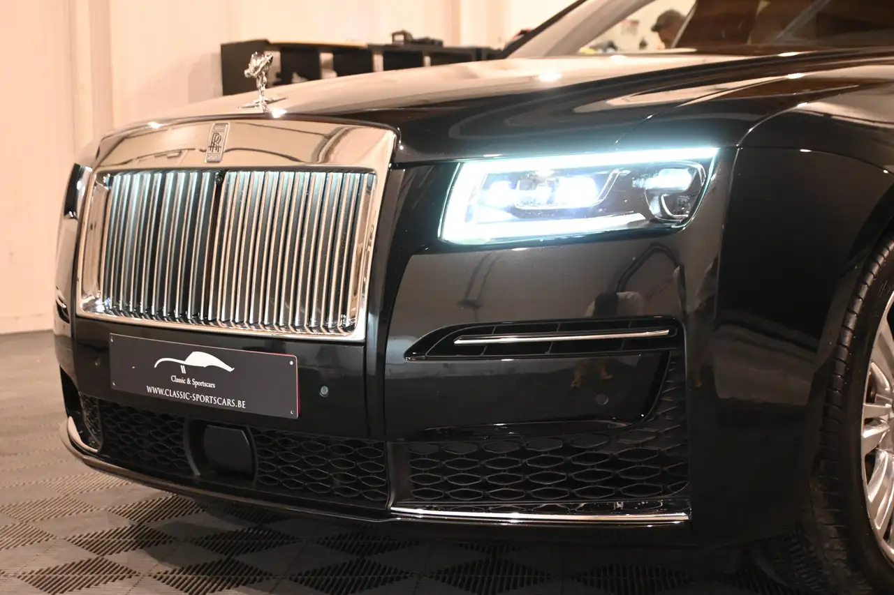 Rolls-Royce Ghost - 6