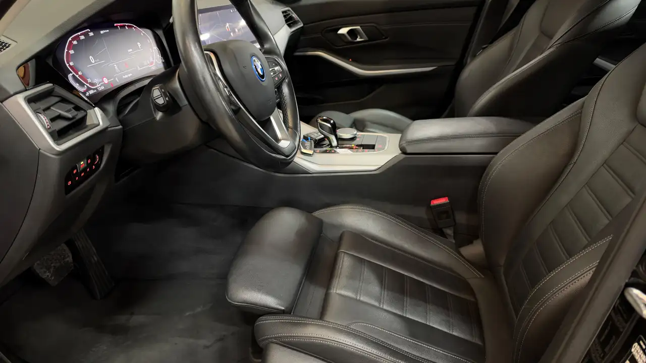 BMW 320 - 8