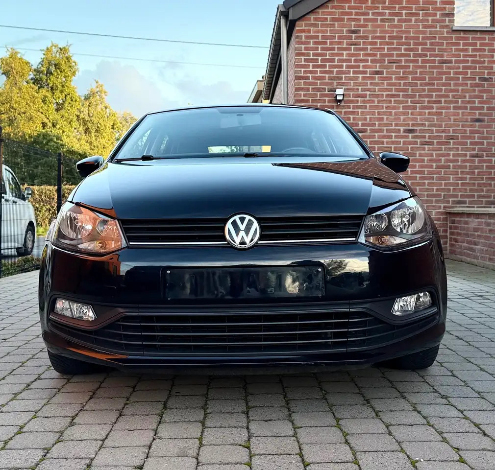 Volkswagen Polo - 2