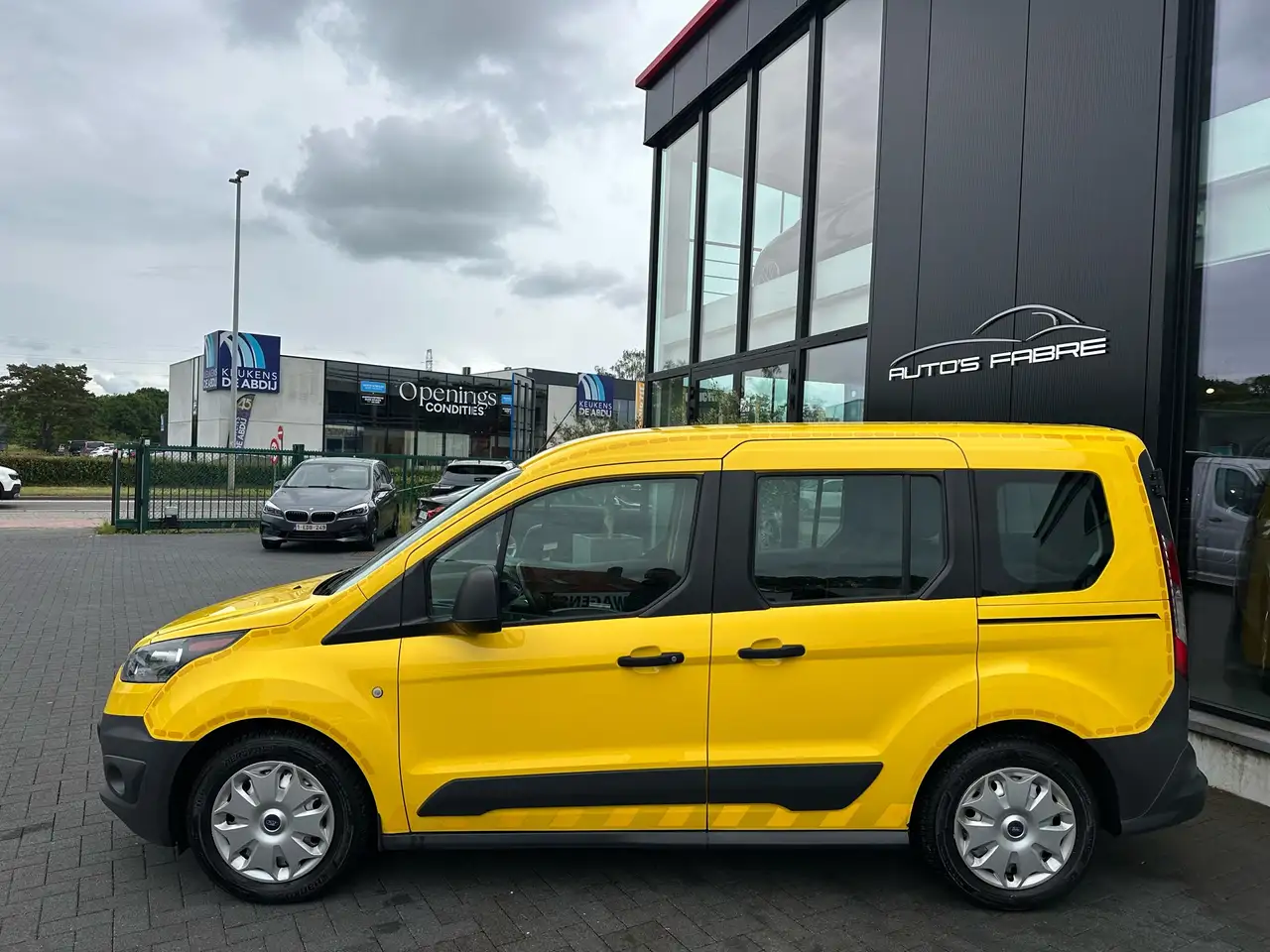 Ford Tourneo Connect - 4