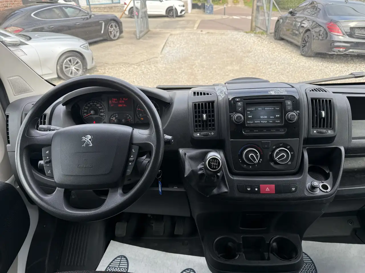 Peugeot Boxer - 12