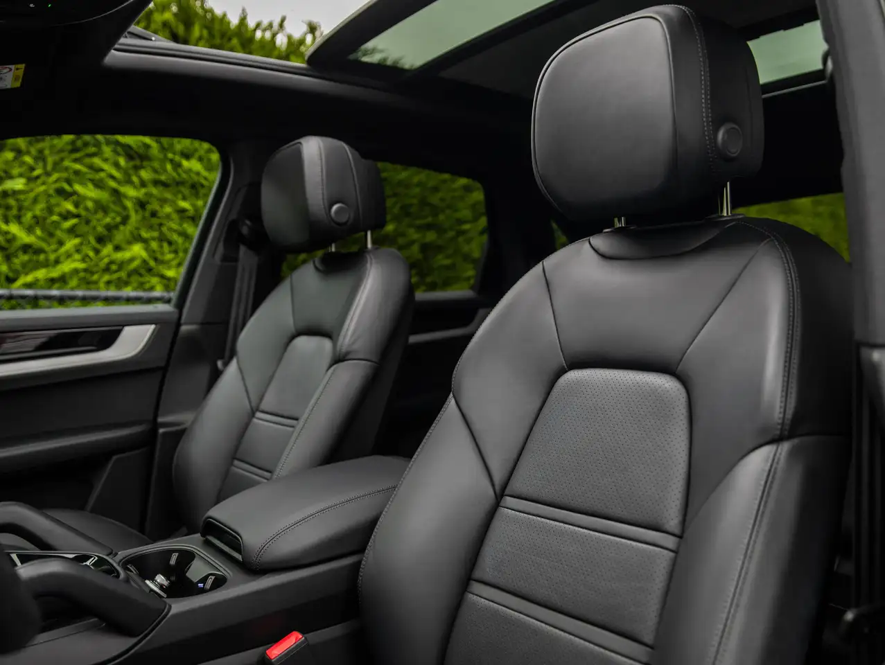 Porsche Cayenne - 7