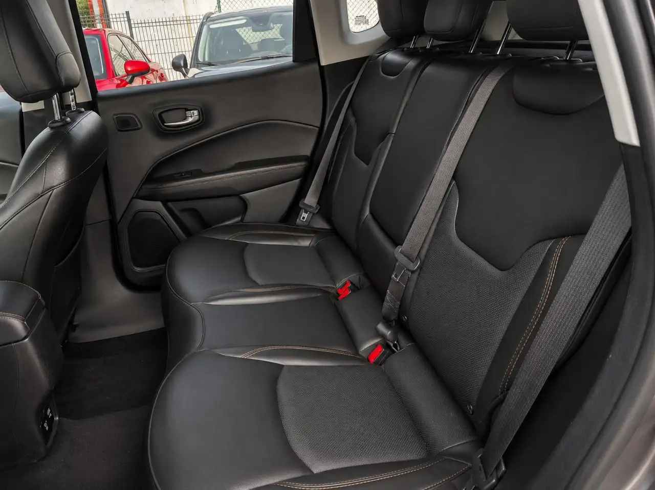 Jeep Compass - 9