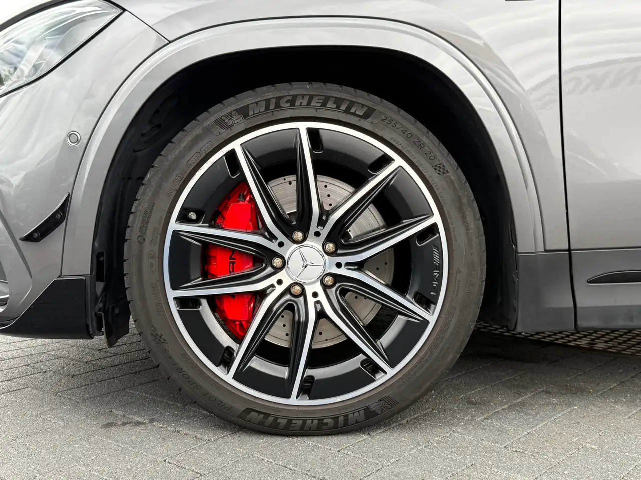 Mercedes-Benz GLA 45 AMG - 5