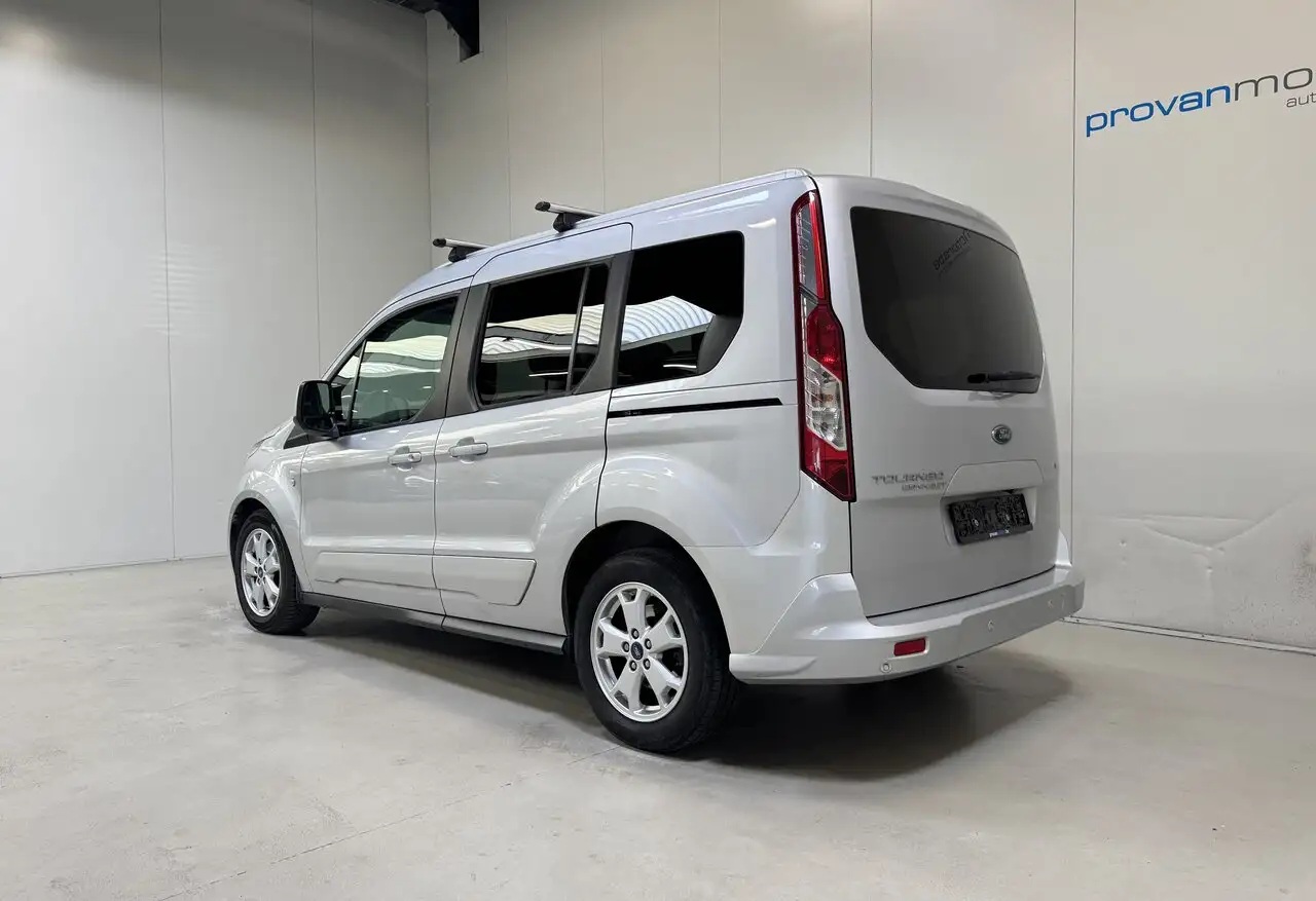 Ford Tourneo - 6