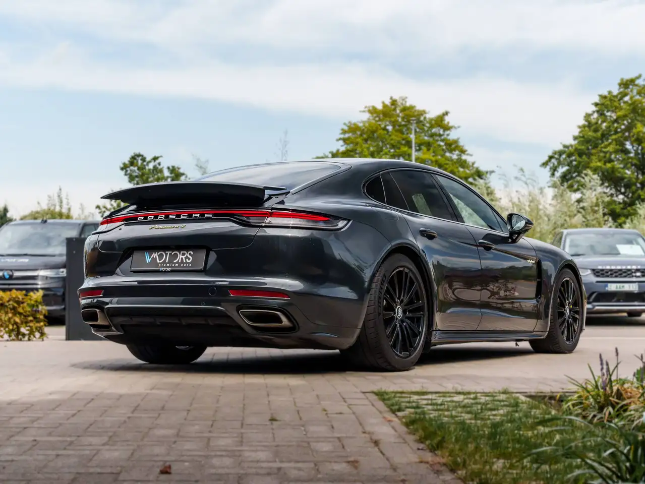 Porsche Panamera - 3