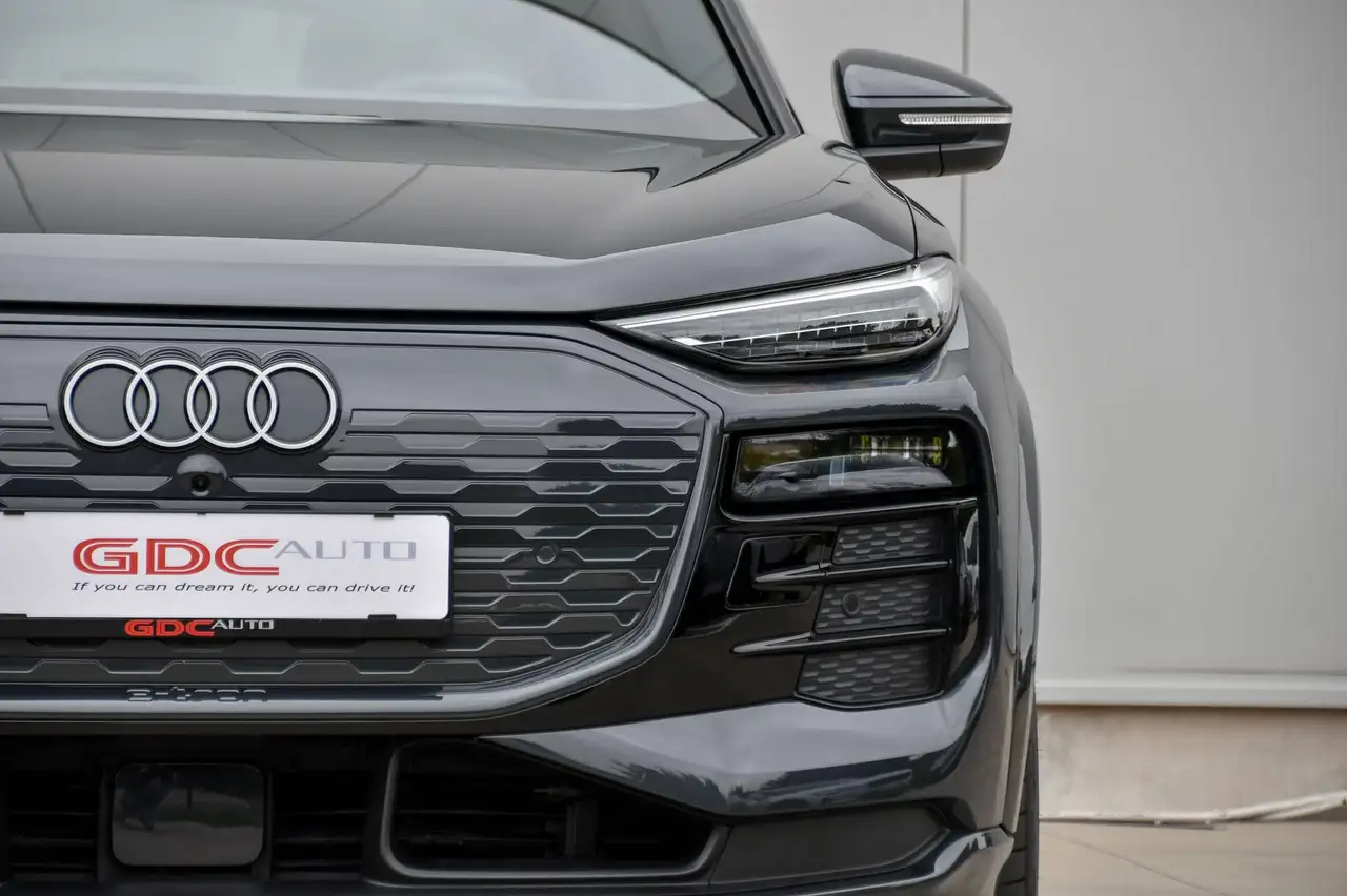Audi Q6 e-tron - 6