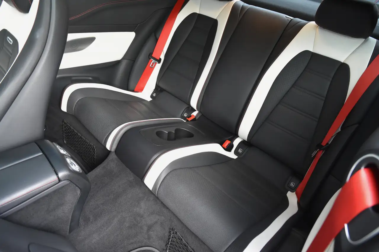 Mercedes-Benz E 53 AMG - 12