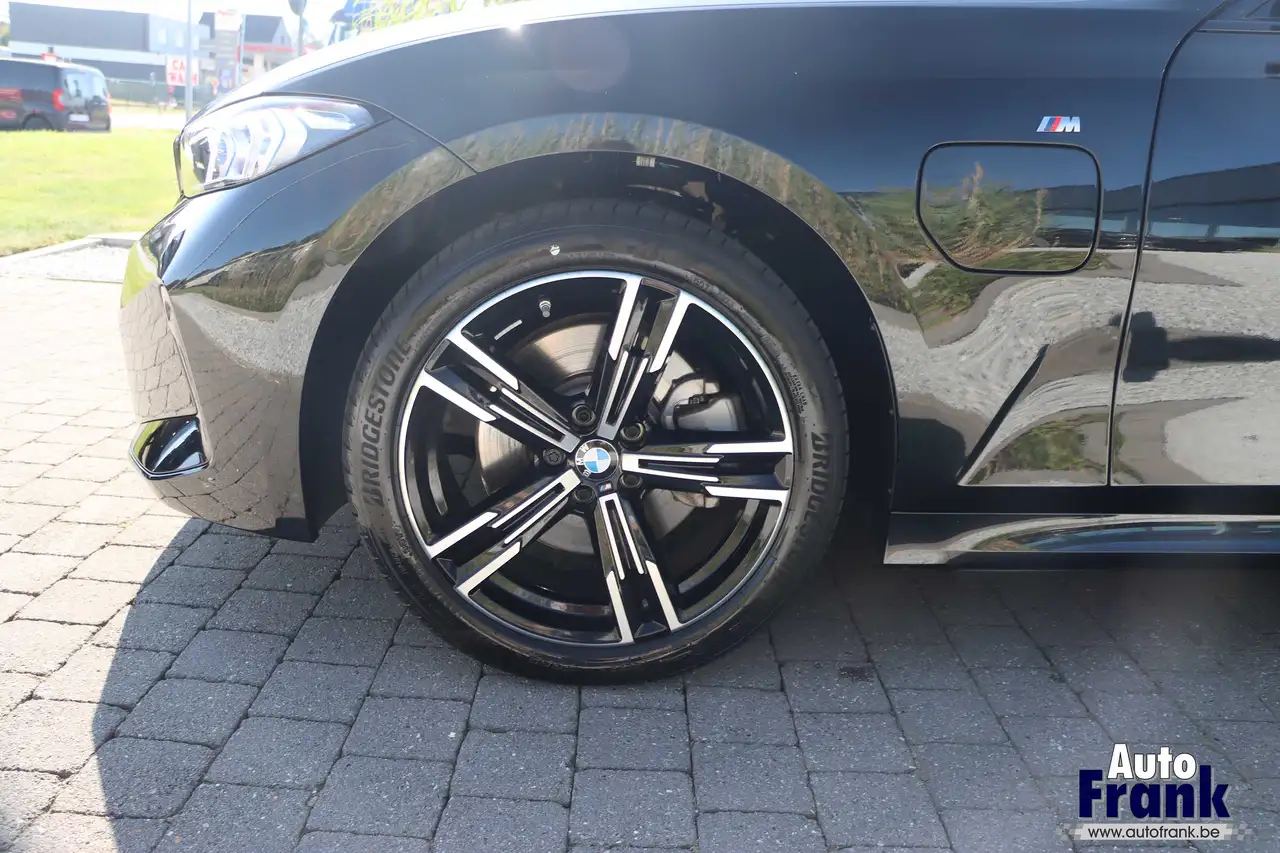 BMW 330 - 4