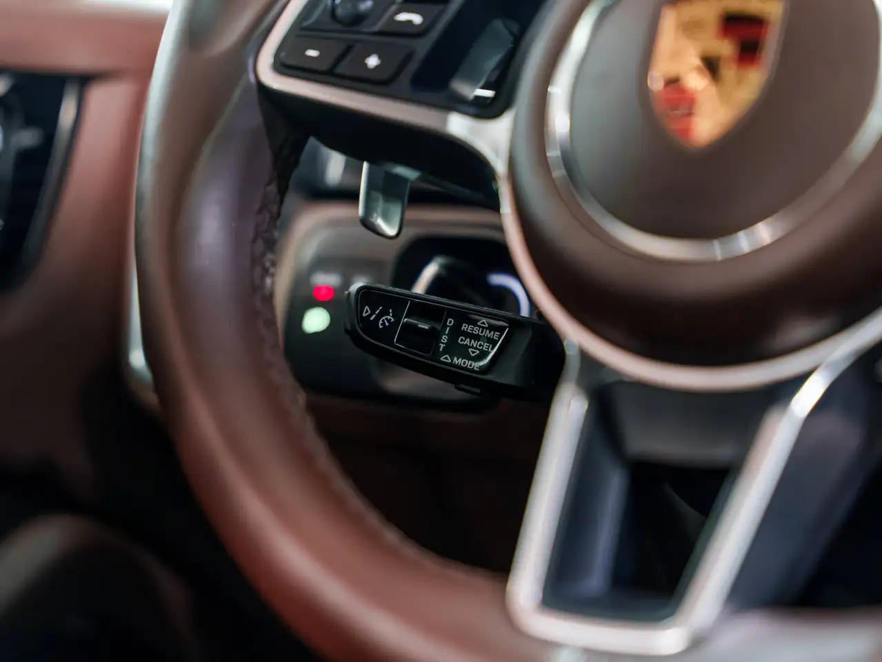 Porsche Cayenne - 9