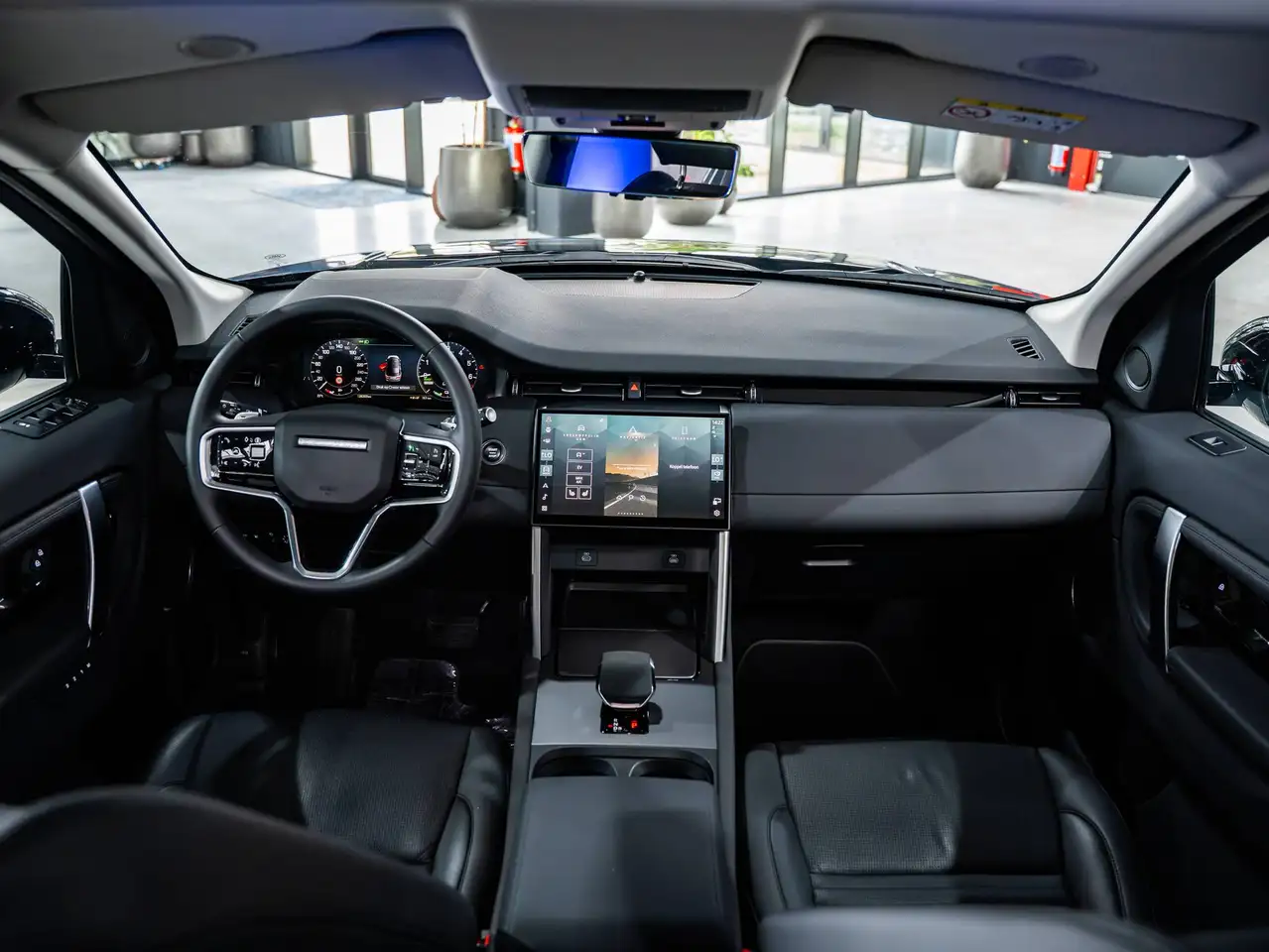 Land Rover Discovery Sport - 9