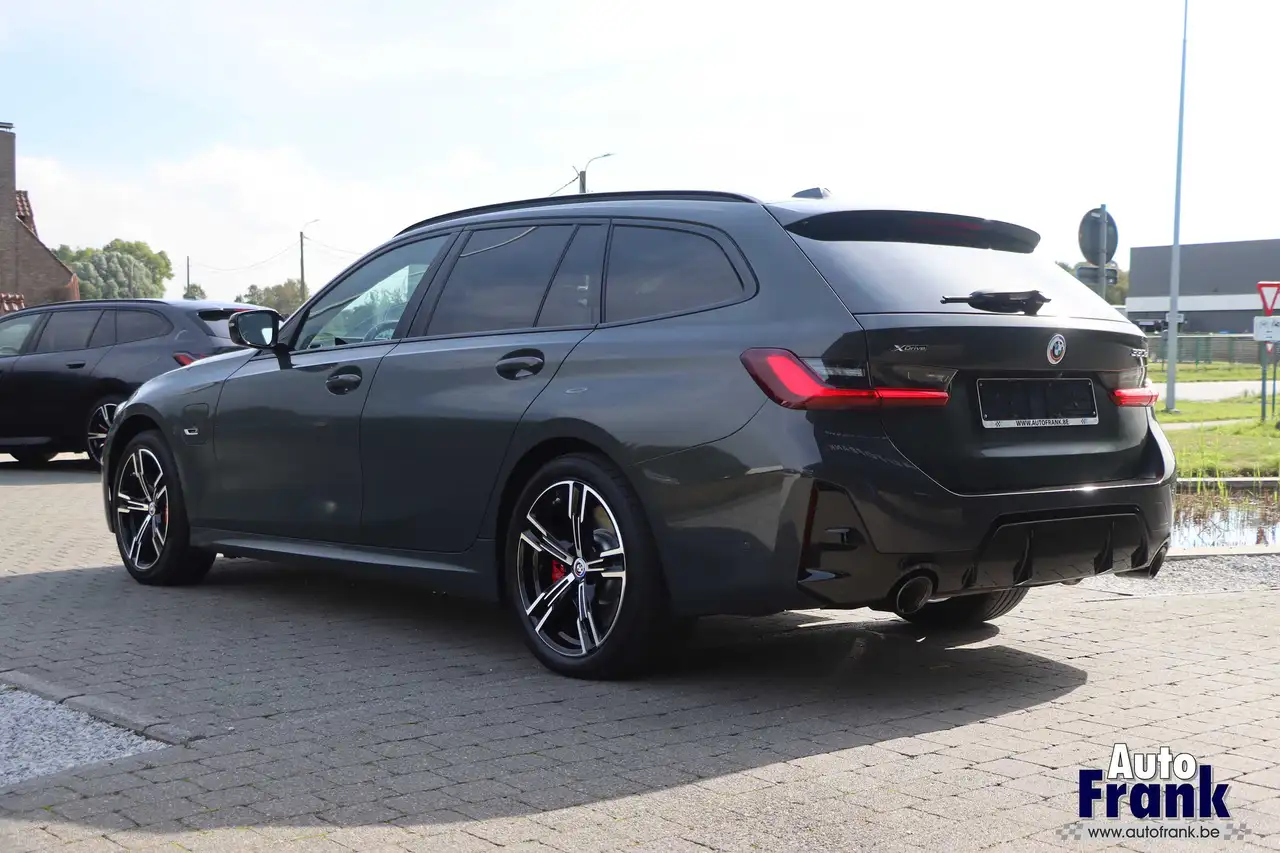 BMW 330 - 5