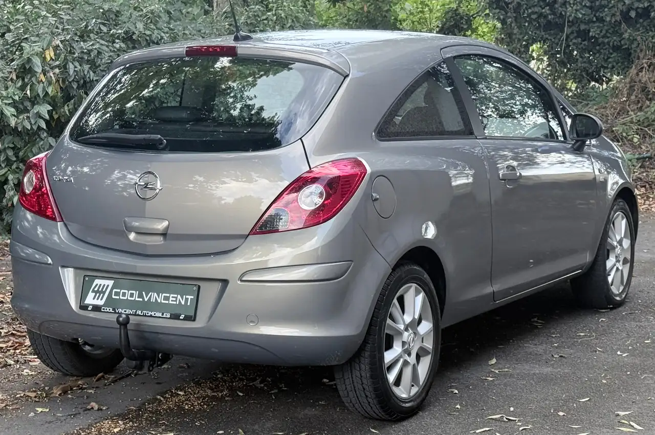 Opel Corsa - 4