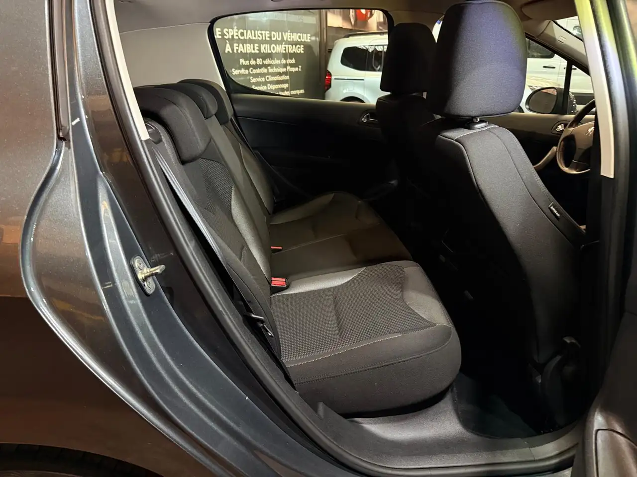 Peugeot 308 - 10
