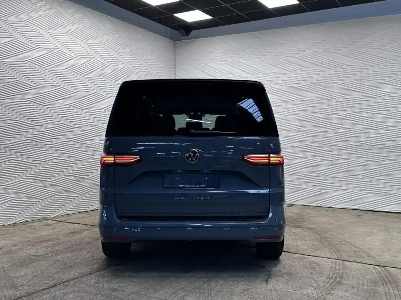 Volkswagen T7 Multivan - 8