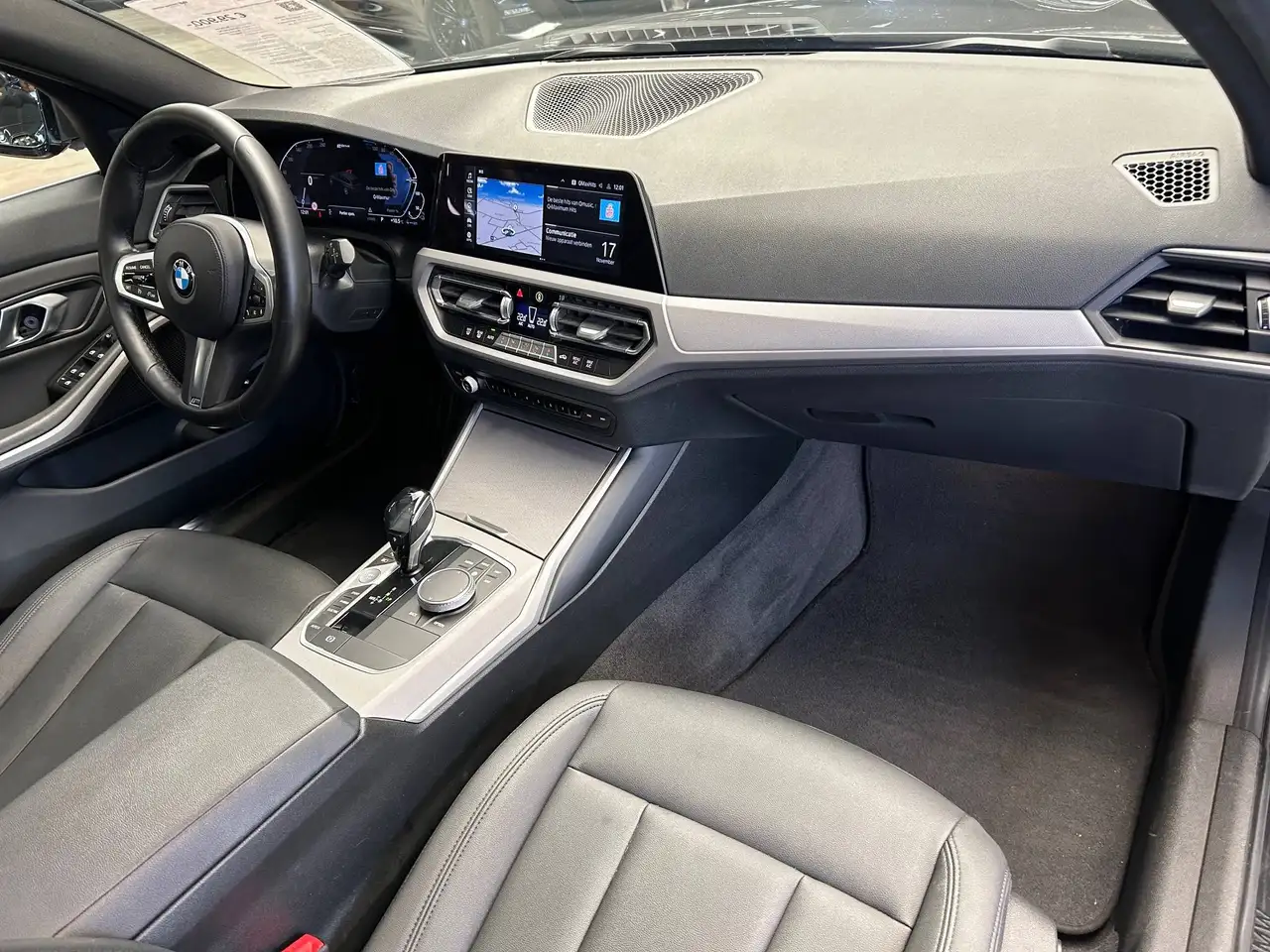 BMW 330 - 10