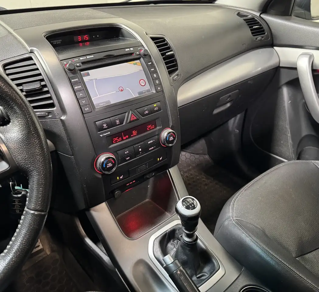 Kia Sorento - 12