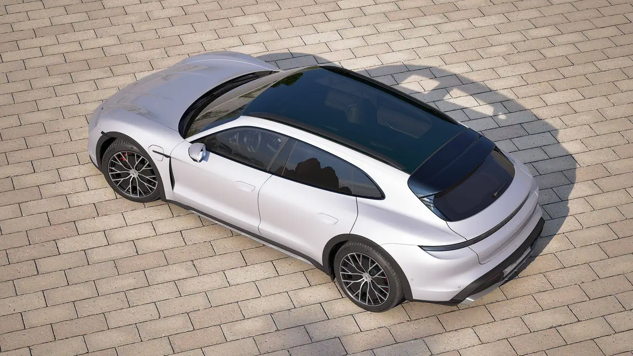 Porsche Taycan - 4