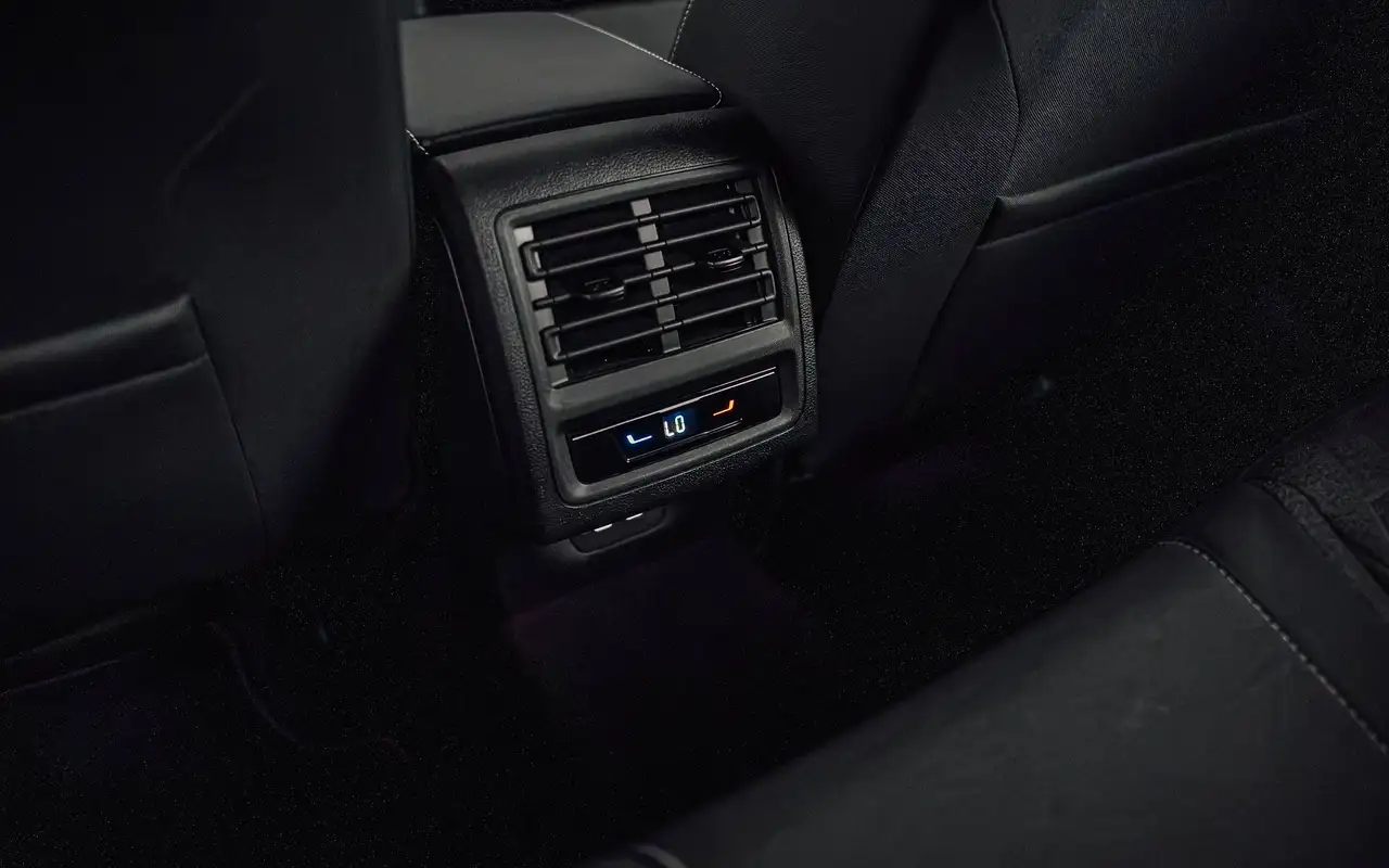 Volkswagen Golf - 9
