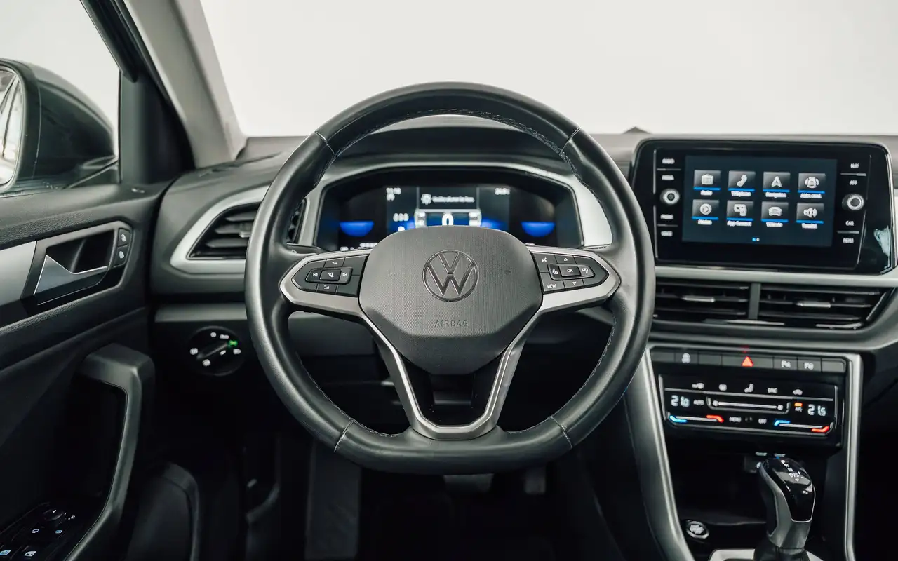 Volkswagen T-Roc - 11