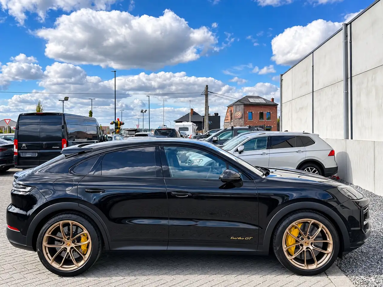 Porsche Cayenne - 3
