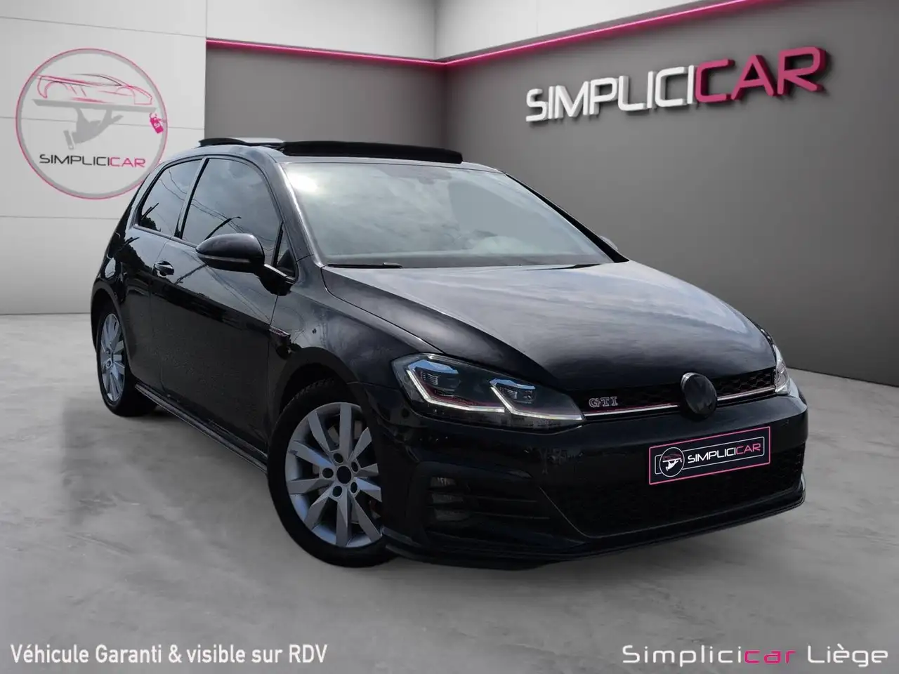 Volkswagen Golf GTI - 1