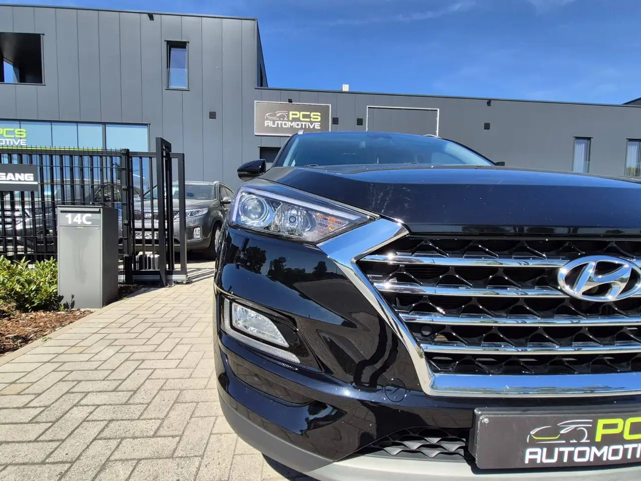 Hyundai TUCSON - 10