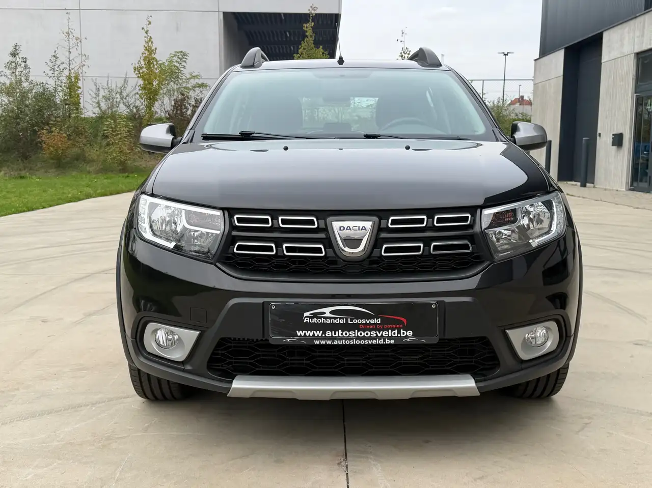 Dacia Sandero - 2