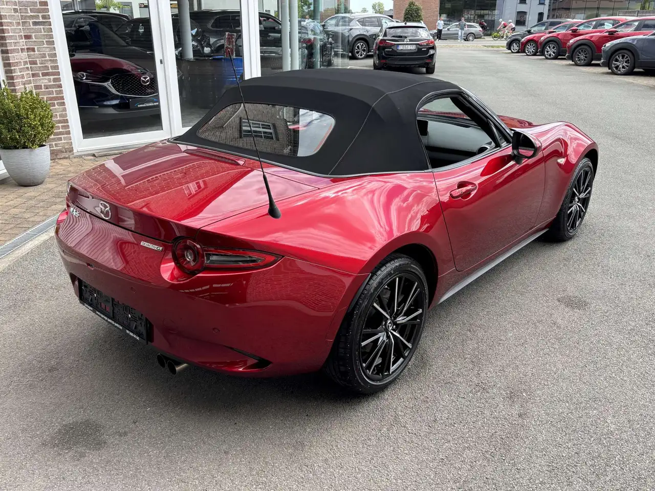Mazda MX-5 - 8