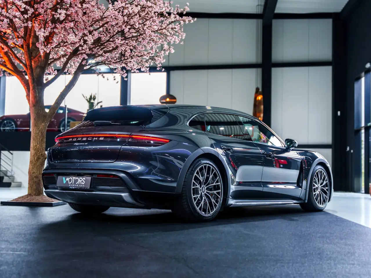 Porsche Taycan - 4