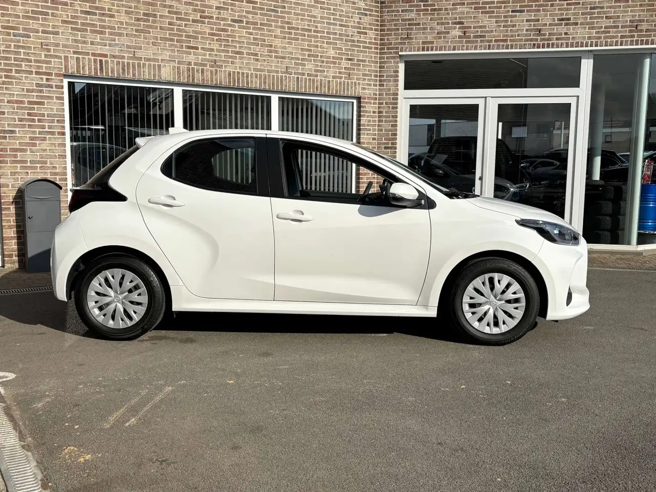 Mazda 2 - 7