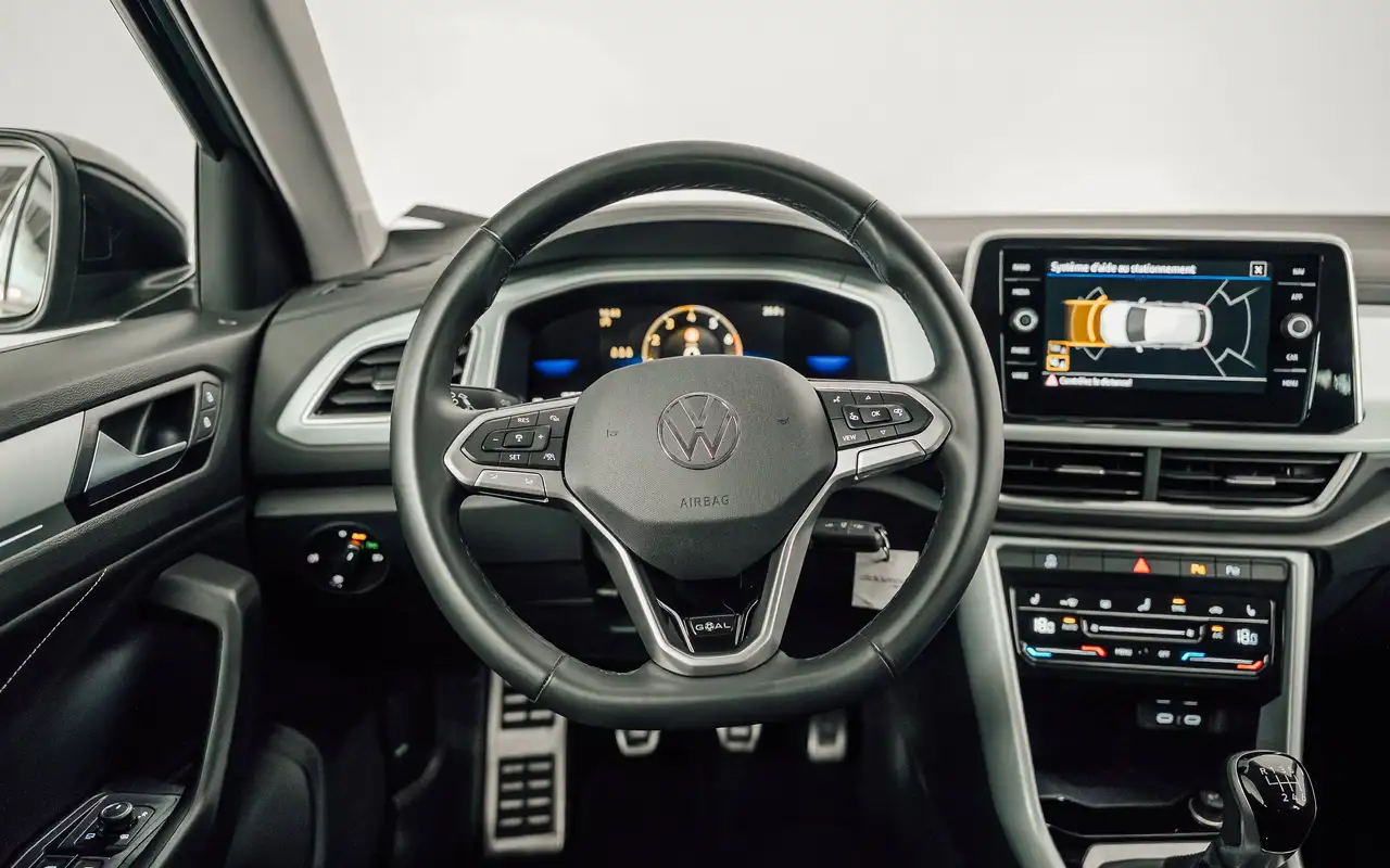 Volkswagen T-Roc - 12