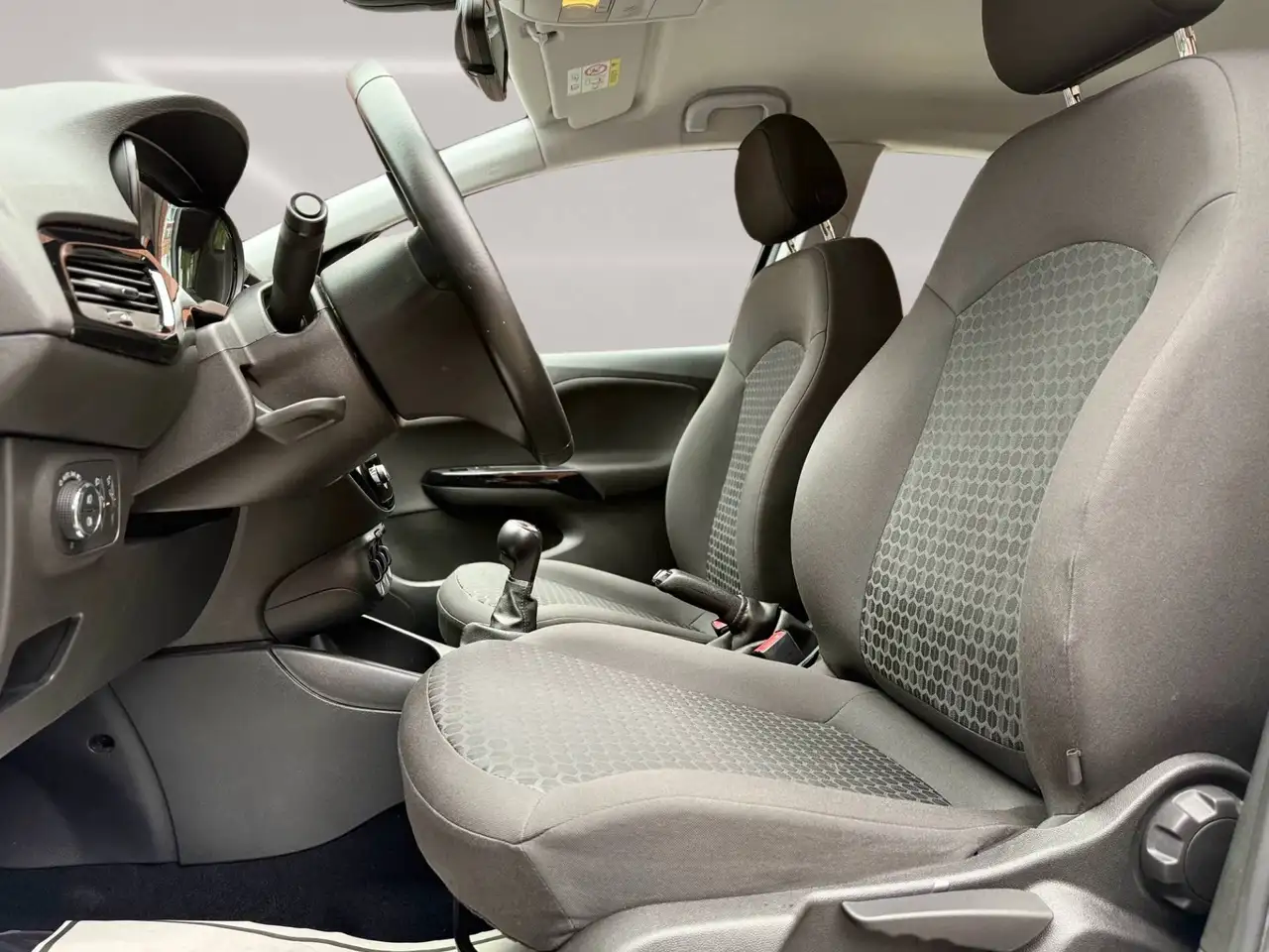 Opel Corsa - 12