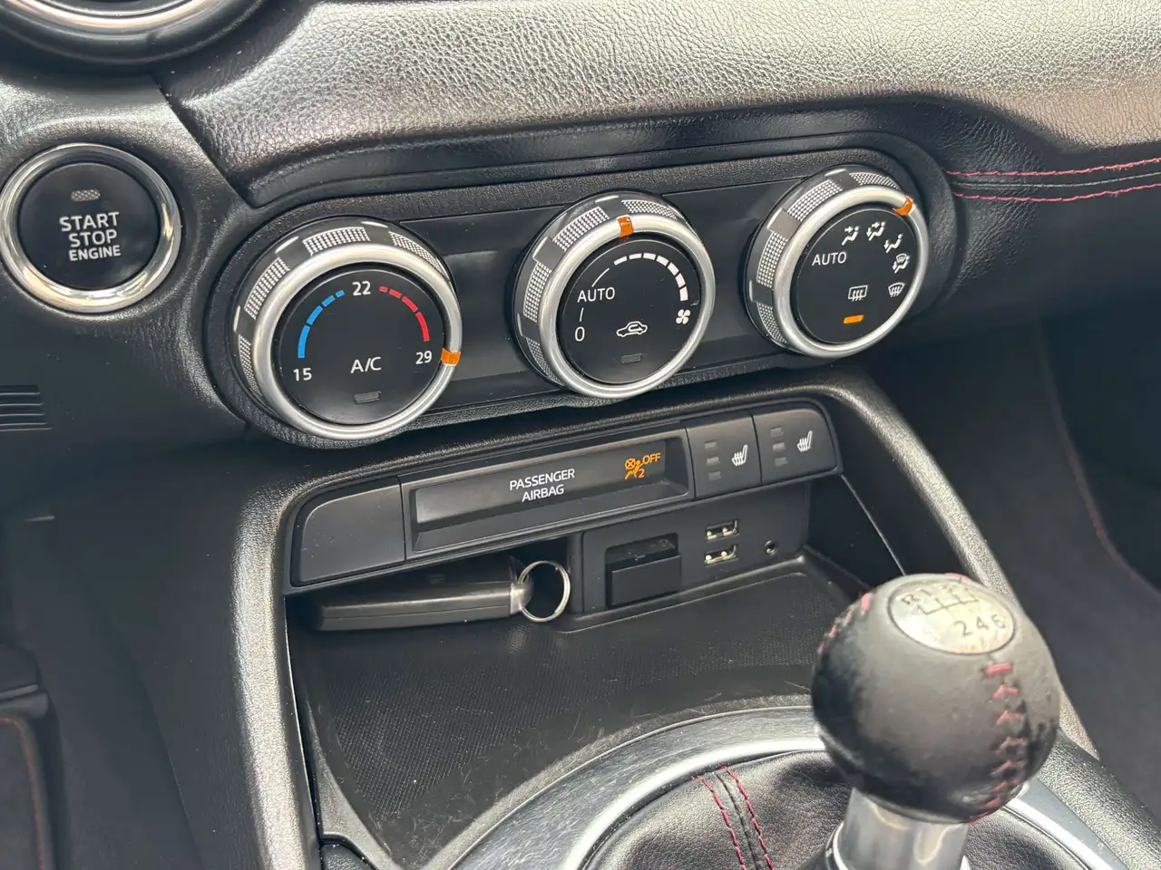 Mazda MX-5 - 12