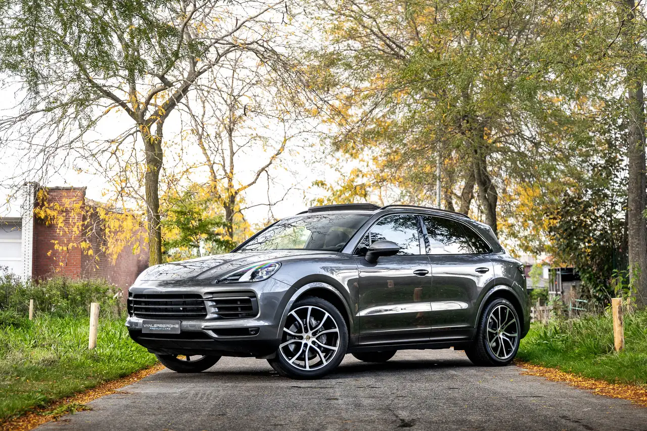 Porsche Cayenne - 3