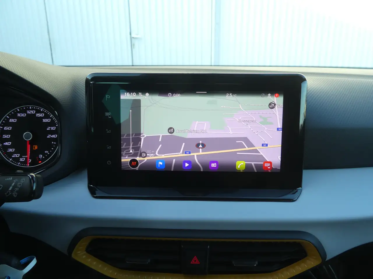 SEAT Arona - 10